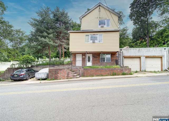 Property at 114 Hackensack Ave, Ridgefield Park, NJ 07660, 3 beds, 2 baths
