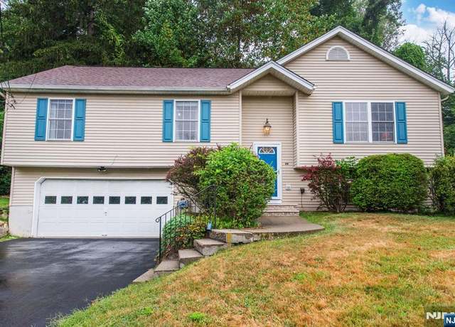 Property at 99 Vreeland Ave, Bloomingdale, NJ 07403, 3 beds, 2.5 baths