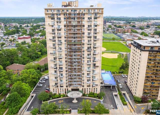 Property at 160 Overlook Ave Unit 3C, Hackensack, NJ 07601, 2 beds, 2 baths