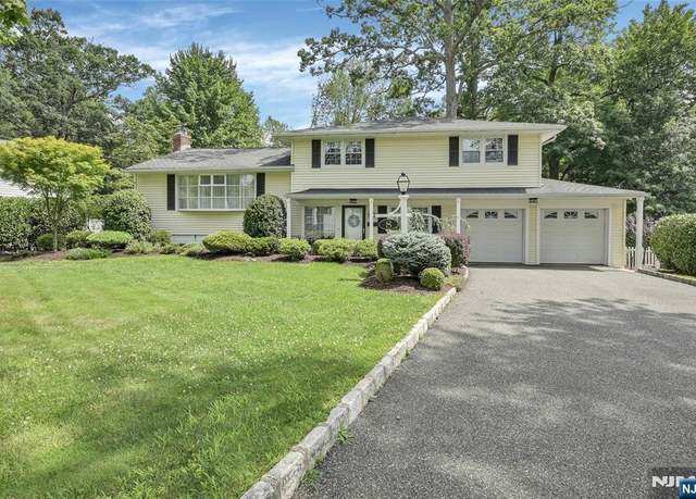 Property at 8 Manor, Livingston, NJ 07039, 4 beds, 2.5 baths