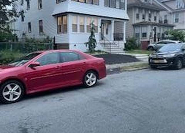 Property at 238 Renner Ave, Newark, NJ 07112, 9 beds, 5 baths