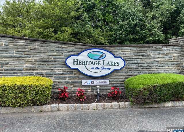 Property at 7 Meadow Lakes Dr, Hamburg, NJ 07419, 2 beds, 2.5 baths