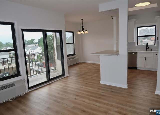 Property at 584 Anderson Ave Unit C005C, Cliffside Park, NJ 07010, 1 bed, 1 bath