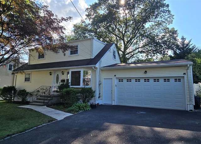 Property at 310 Walnut St, Twp Of Washington, NJ 07676, 3 beds, 2 baths