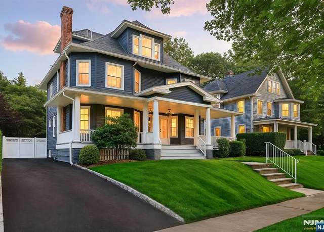 Property at 58 Lincoln Ave, Rutherford, NJ 07070, 5 beds, 4.5 baths