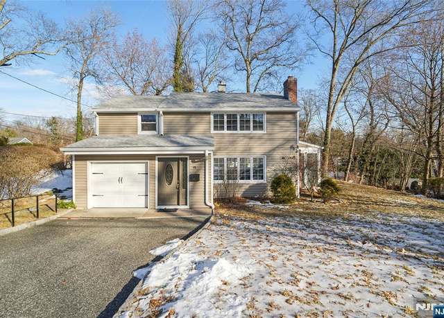 Property at 15 Ridge St, Waldwick, NJ 07463, 3 beds, 2 baths