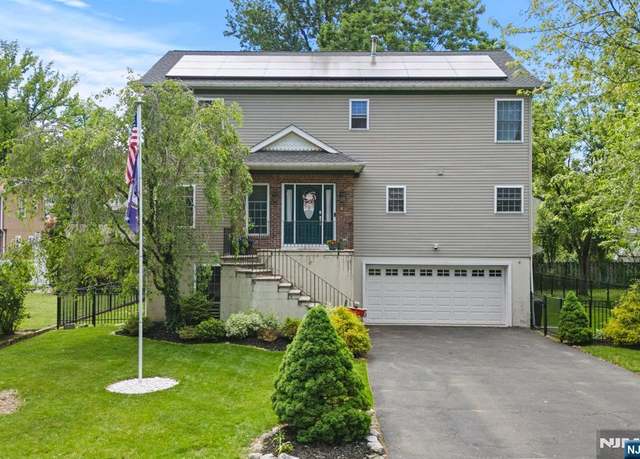 Property at 41 Sycamore Ave, Hillsdale, NJ 07642, 4 beds, 2.5 baths