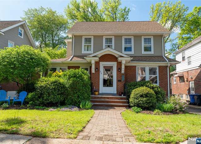 Property at 318 Marlboro Rd, Englewood, NJ 07631, 3 beds, 1.5 baths