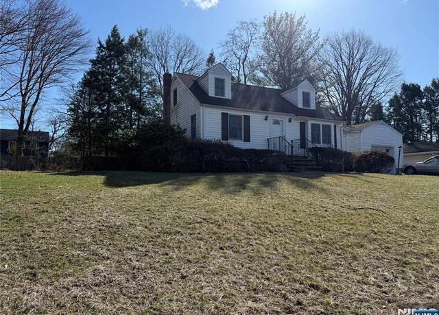 Property at 222 William St, River Vale, NJ 07675, 4 beds, 1.5 baths