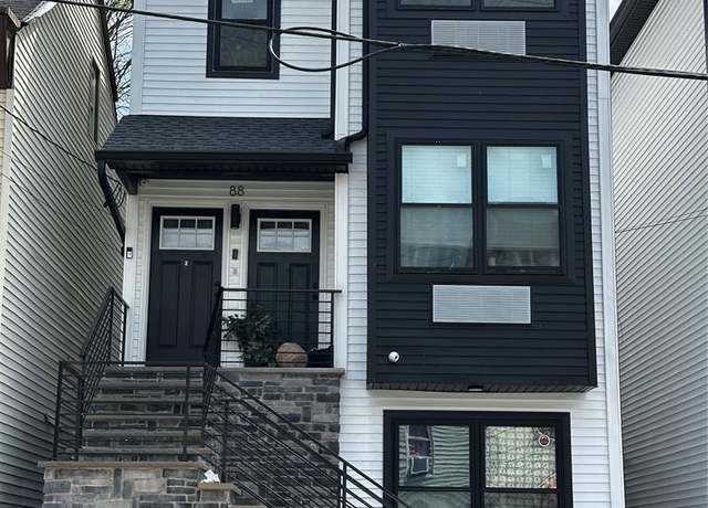 Property at 86 7th St, Paterson, NJ 07522, 6 beds, 4 baths