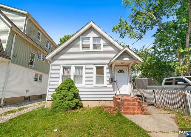 Property at 54 Thomas St, Bloomfield, NJ 07003, 4 beds, 1.5 baths
