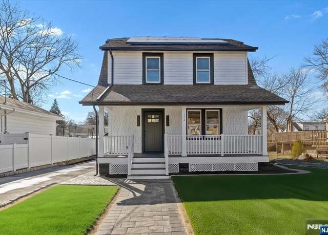 Property at 112 Porter Ave, Bergenfield, NJ 07621, 3 beds, 2.5 baths
