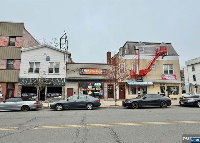 Property at 718 Broadway, Bayonne, NJ 07002