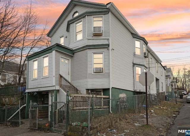 Property at 123-125 Belmont Ave, Paterson, NJ 07522, 9 beds, 5 baths