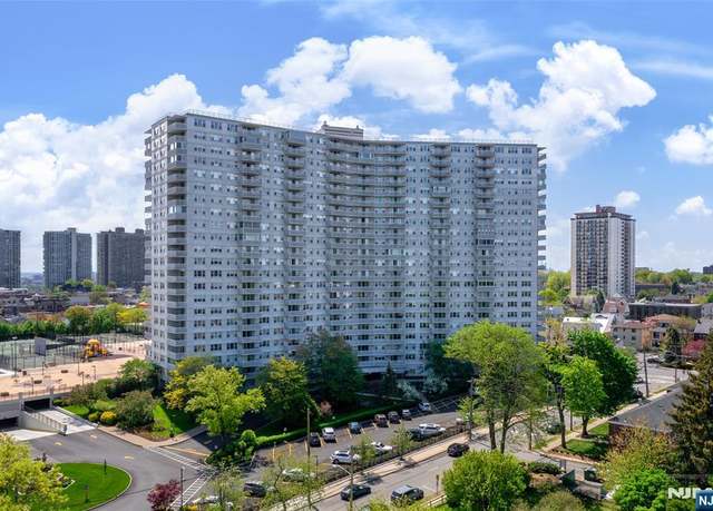 Property at 2000 Linwood Ave Unit 20V, Fort Lee, NJ 07024, 3 beds, 2 baths