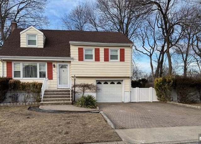Property at 461 Elizabeth St, New Milford, NJ 07646, 3 beds, 1.5 baths