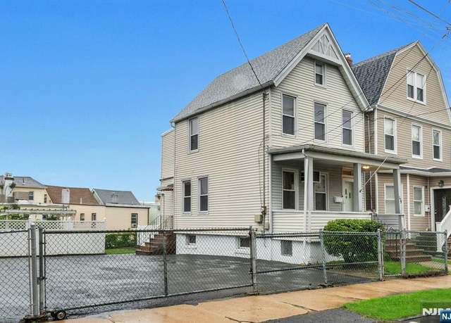 Property at 179 Maple St, Kearny, NJ 07032, 2 beds, 1.5 baths