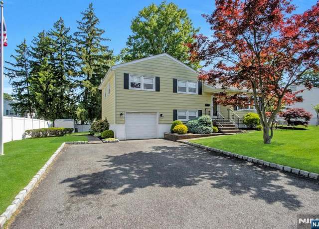 Property at 40 Furman Dr, Emerson, NJ 07630, 4 beds, 2 baths