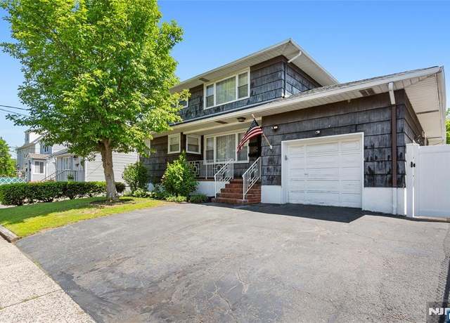 Property at 19 Anderson Ave, Wallington, NJ 07057, 4 beds, 3 baths