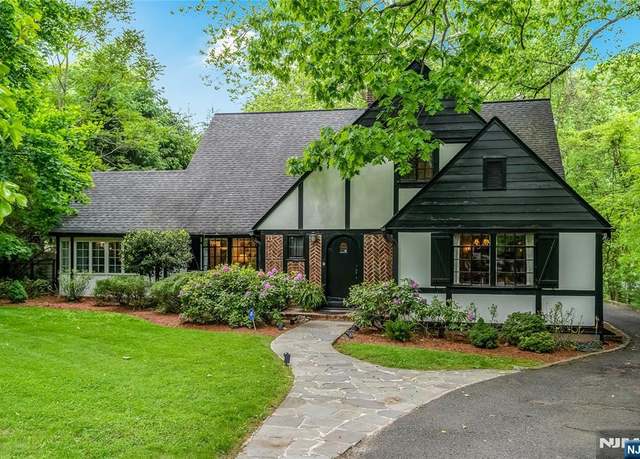 Property at 320 Lydecker St, Englewood, NJ 07631, 4 beds, 3.5 baths