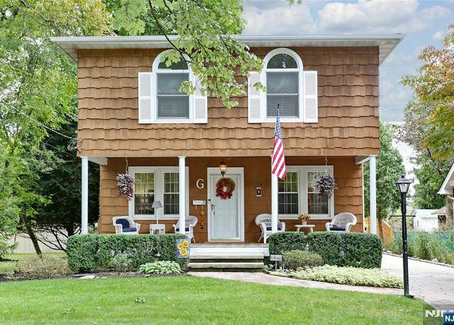 Property at 85 Washington Ave, Hillsdale, NJ 07642, 4 beds, 3.5 baths