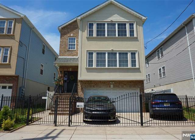 Property at 281 Morris Ave, Newark, NJ 07103, 8 beds, 5 baths