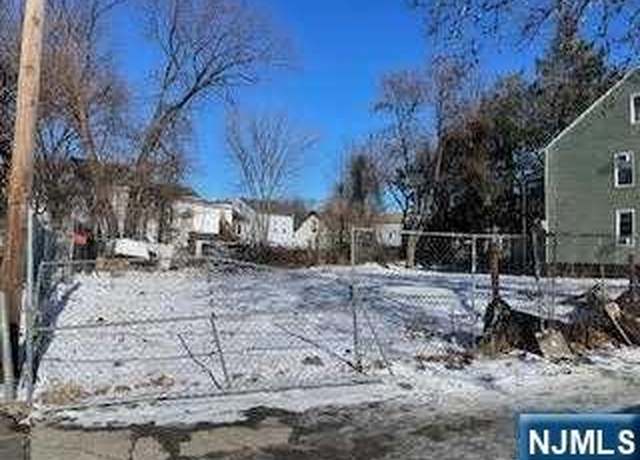 Property at 22 N Straight St, Paterson, NJ 07522