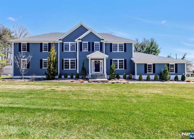 Property at 81 Trommel Dr, Mahwah, NJ 07430, 5 beds, 4.5 baths
