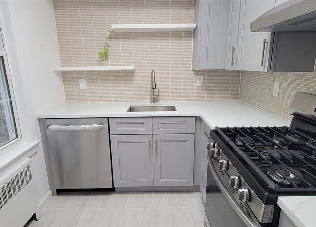Property at 544 Broad Ave #1, Leonia, NJ 07605, 1 bed, 1 bath