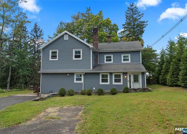 Property at 270 Washington Valley Rd, Bedminster, NJ 07921, 3 beds, 3 baths