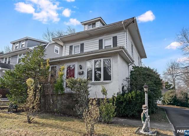 Property at 162 Sylvan Ave, Leonia, NJ 07605, 3 beds, 2.5 baths