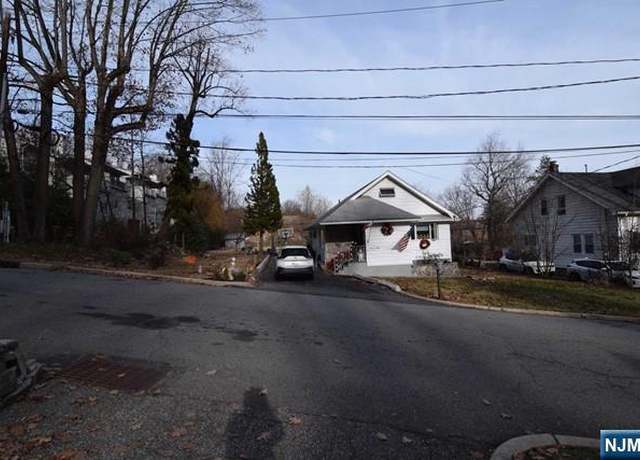 Property at 28 Adams Ter, Clifton, NJ 07013, 4 beds, 1 bath