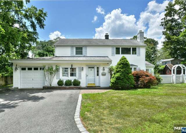 Property at 28 Malcolm St, Waldwick, NJ 07463, 4 beds, 1.5 baths