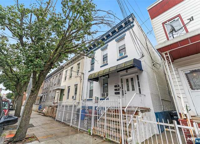 Property at 6016 Monroe Pl, West New York, NJ 07093, 6 beds, 3 baths