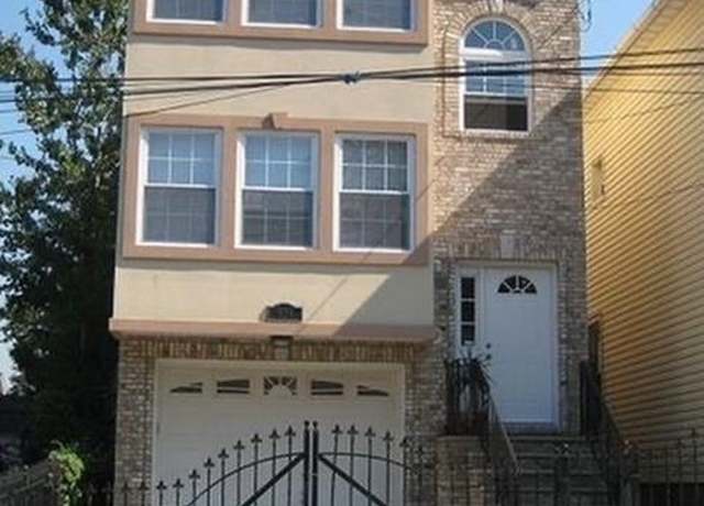 Property at 939 Lake St, Newark, NJ 07104, 7 beds, 5 baths