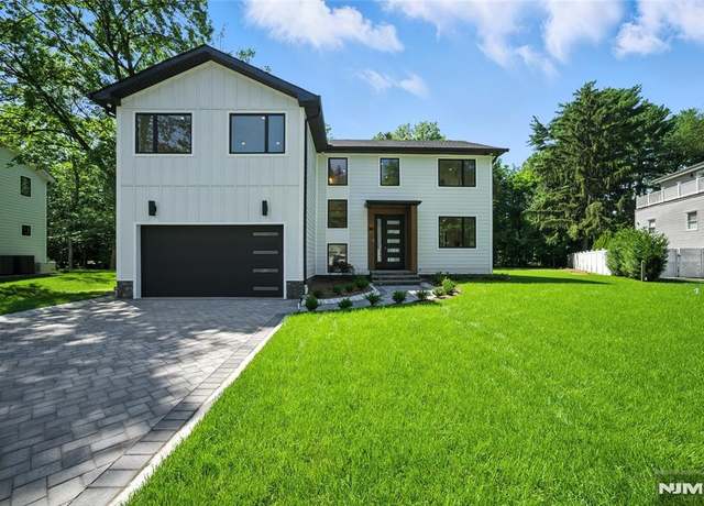 Property at 30 Benjamin Rd, Tenafly, NJ 07670, 5 beds, 4.5 baths