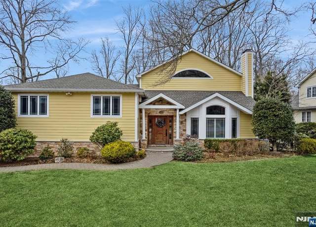 Property at 71 Homestead Rd, Tenafly, NJ 07670, 5 beds, 5 baths