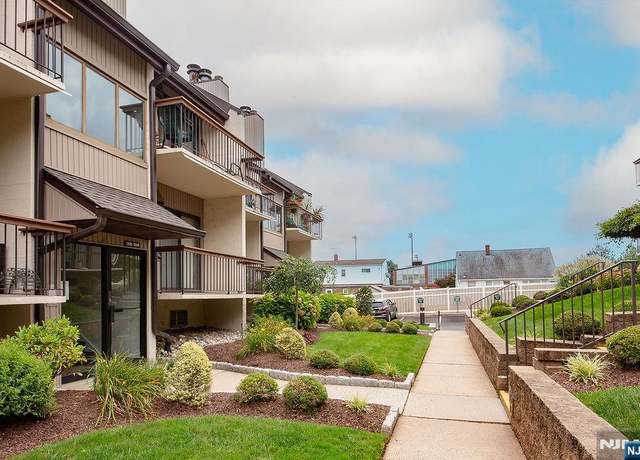 Property at 302 Hackensack St #707, Wood Ridge, NJ 07075, 1 bed, 1 bath
