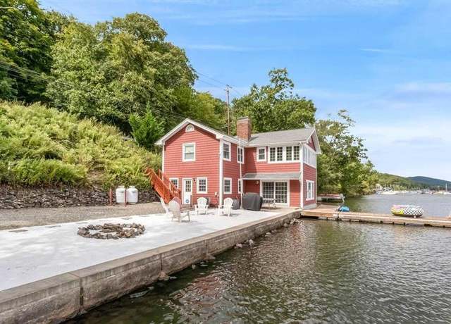 Property at 206 Lakeside Rd, West Milford, NJ 07421, 3 beds, 2.5 baths