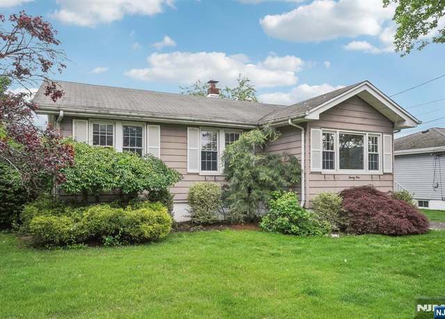 Property at 21 Albert Ave, Fair Lawn, NJ 07410, 2 beds, 1.5 baths