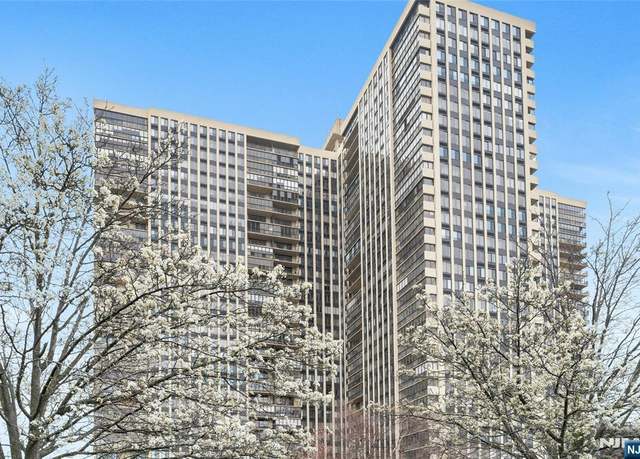 Property at 200 Winston Dr #1001, Cliffside Park, NJ 07010, 2 beds, 2 baths