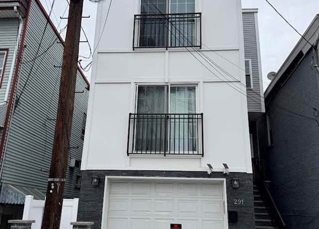 Property at 291 Walnut St, Newark, NJ 07105, 6 beds, 4 baths