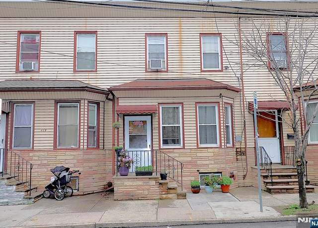 Property at 417 Lafayette St, Newark, NJ 07105, 3 beds, 1 bath