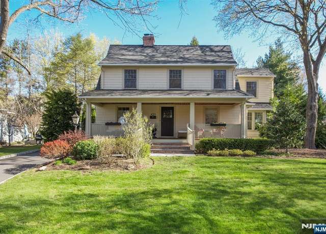 Property at 435 Overbrook Rd, Ridgewood, NJ 07450, 4 beds, 3.5 baths