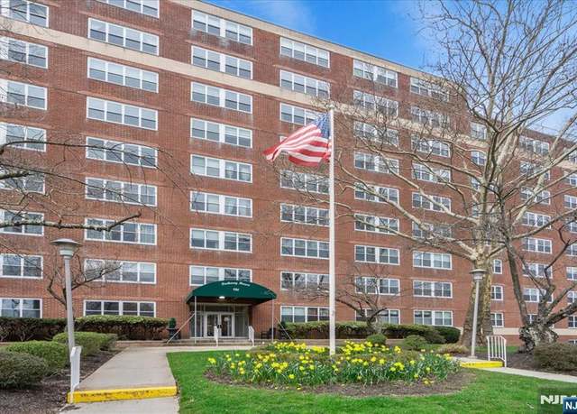 Property at 926 Bloomfield Ave Unit 5L, Glen Ridge, NJ 07028, 1 bed, 1 bath