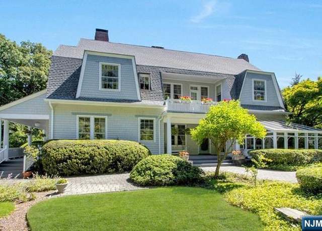 Property at 140 Hillside Ave, Englewood, NJ 07631, 6 beds, 3 baths