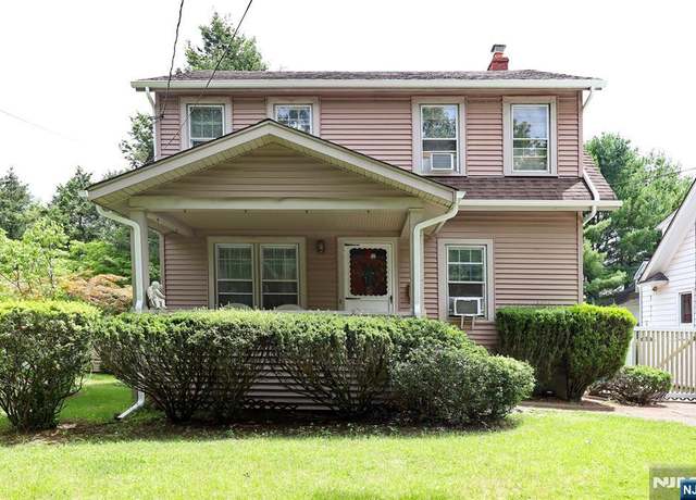 Property at 46 Cherry Ln, Ramsey, NJ 07446, 3 beds, 2 baths