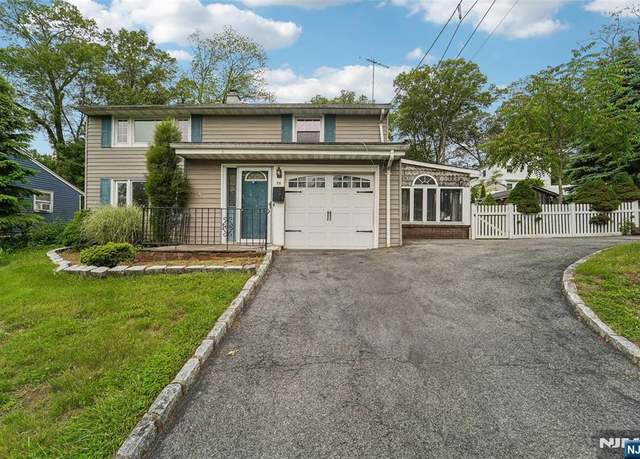 Property at 26 Howard Pl, Waldwick, NJ 07463, 3 beds, 1.5 baths