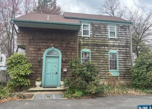 Property at 275 Midland Ave, River Edge, NJ 07661, 3 beds, 2.5 baths
