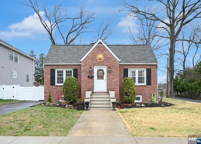 Property at 166 Palisade Ave, Emerson, NJ 07630, 3 beds, 1 bath